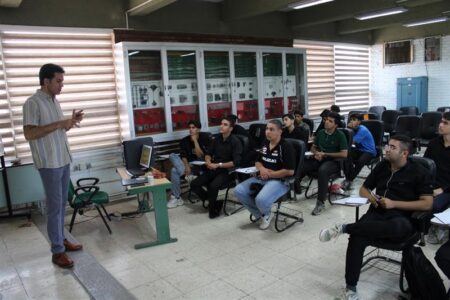 برگزاری دوره كارآموزی یك‌ماهه دانش‌آموزان هنرستانی در ذوب‌آهن اصفهان