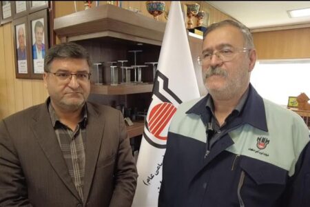 ریل‌گذاری پروژه راه‌آهن شهركرد با ریل ذوب‌آهن اصفهان