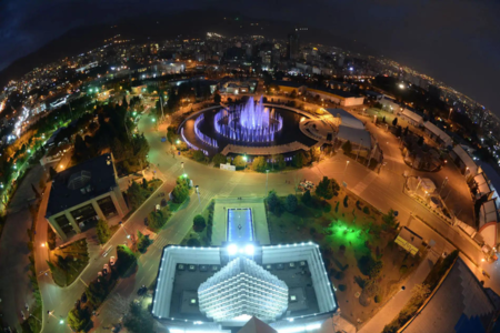 شرکت سهامی نمایشگاه‌های بین‌المللی تهران باید به بخش خصوصی واگذار شود