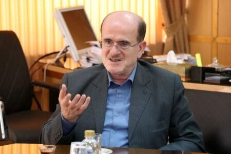 برخی از فعالان سیاسی خلاف جهت آب شنا می‌کنند – جمهورآنلاین