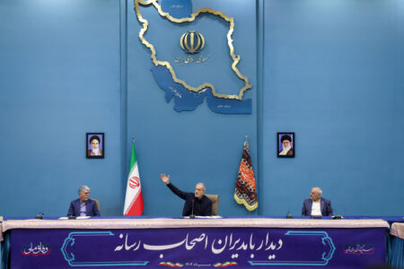 هیچ سیاستی در ارتباطات بین‌المللی، بدون هماهنگی با رهبری مطرح و پیگیری نمی‌شود – جمهورآنلاین