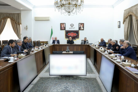 طرح مشترک وزارت نفت و صندوق توسعه ملی برای جهش تولید ۲۵۰ هزار بشکه‌ای نفت