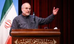 قدرت ما به موشک‌ها و پدافندمان نیست بلکه به قلب مردم است