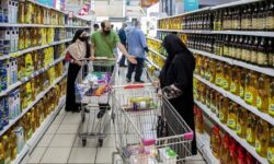 افزایش خرید طلا و موتور برق در مقابل کاهش خرید گوشی و پوشاک