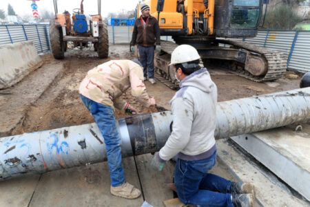 بهره‌گیری از ظرفیت بخش خصوصی برای تکمیل طرح‌های آبی ضروری است