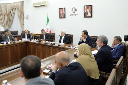 تصمیمات ستاد تنظیم بازار برای توزیع کالاهای اساسی با هدف مقابله با افزایش قیمت‌ها – جمهورآنلاین