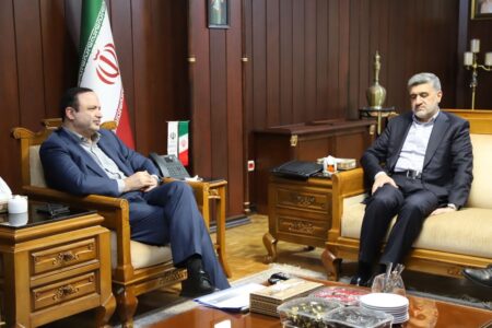 دیدار رئیس سازمان بورس با دبیر شورایعالی مناطق آزاد + عکس