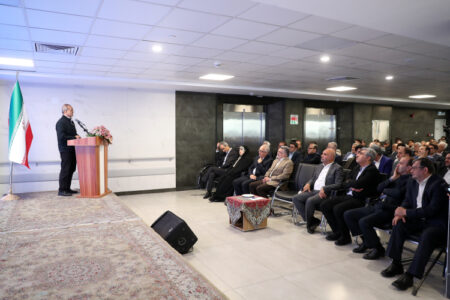 مراکز درمانی ساخته شده با حق بیمه مردم، باید بالاترین سطح بهره‌وری را داشته باشند