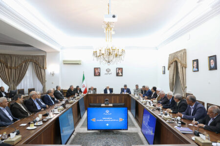 دولت چهاردهم تفاوتی بین دانشگاه دولتی و غیردولتی قائل نیست