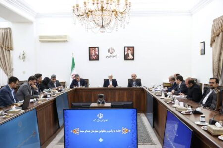 نباید به گونه‌ای عمل کرد که انسجام ملی خدشه‌دار شود