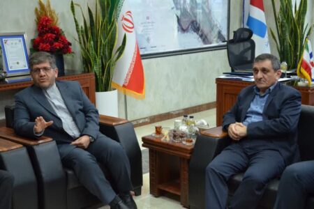 محور توسعه ترانزیت و رونق منطقه آزاد اروند