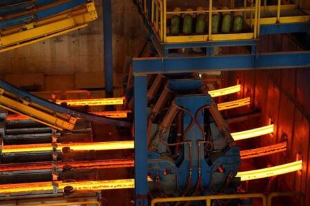 آغاز بهره برداری از شرکت فولاد سازی شادگان