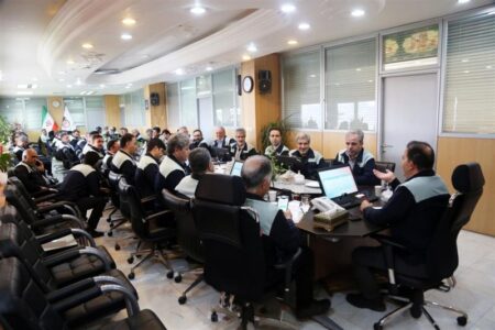 برگزاری جلسه بازنگری سیستم‌ های مدیریت زیست‌ محیطی ، ایمنی و بهداشت شغلی در ذوب آهن اصفهان