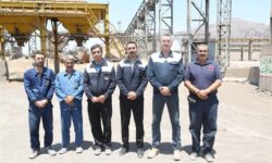 حمل ریلی سرباره ذوب‌آهن اصفهان برای اولین بار به مقصد كارخانه سیمان شاهرود آغاز شد