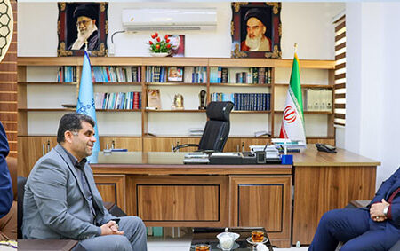 آغاز تحول با نگاه به آینده و توجه به نیروی انسانی