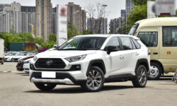 آغاز پیش‌فروش تویوتا RAV4 ADVENTURE PLUS با پلاک ملی از سوی آذریوردسال