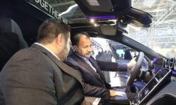 پیش‌گامی ایران‌خودرو در توسعه پلتفرم‌های خودرو هیبریدی شایسته قدردانی است