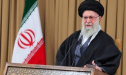 رهبر انقلاب: پیغام با واسطه ایران به آمریکا دروغ محض است