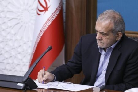 پزشکیان: صلح و اخلاق؛ راه شکوفایی انسان و جوامع بشری