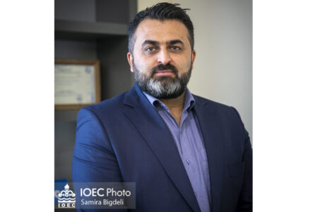 حضور در کنفرانس‌های بین‌المللی، کلید به‌روز بودن و توسعه مهارت‌های عملی است