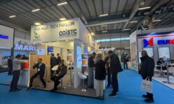 پرچم‌ شرکت‌های دانش‌بنیان بر بام نمایشگاه پلاست اوراسیا استانبول