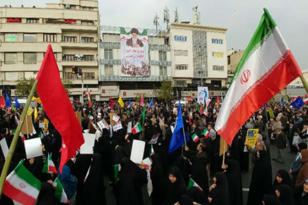 بدرقه تیم ملی فوتبال ایران از میدان انقلاب به جام جهانی