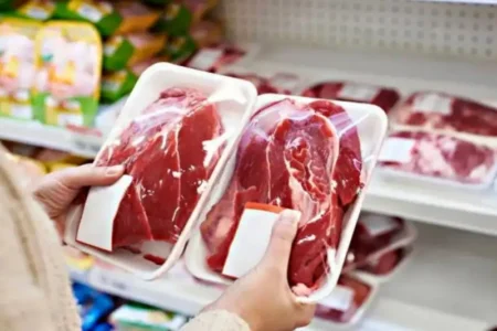هر کیلو گوشت با قیمت ۲ میلیون تومان به دست مصرف‌کننده می‌رسد