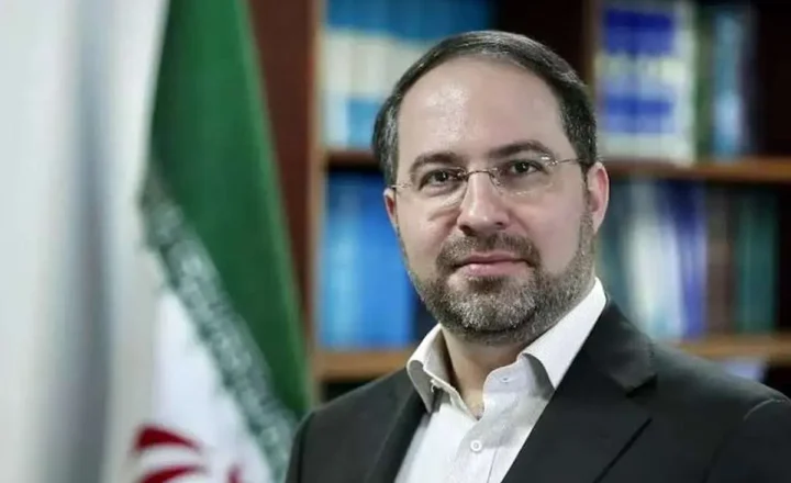 سلمان سامانی، از کانادا دیپورت شد